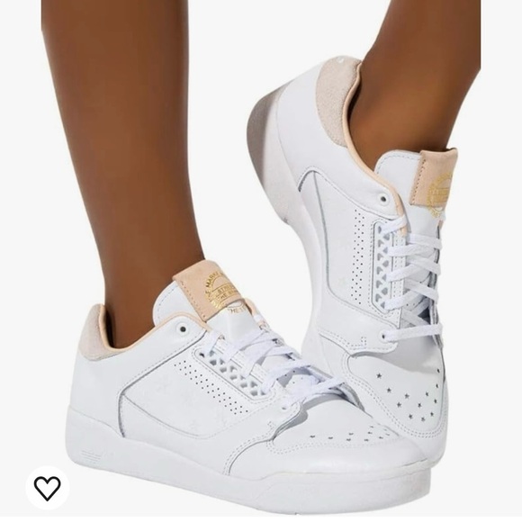 Adidas Slamcourt Classic Sneakers - Picture 2 of 12